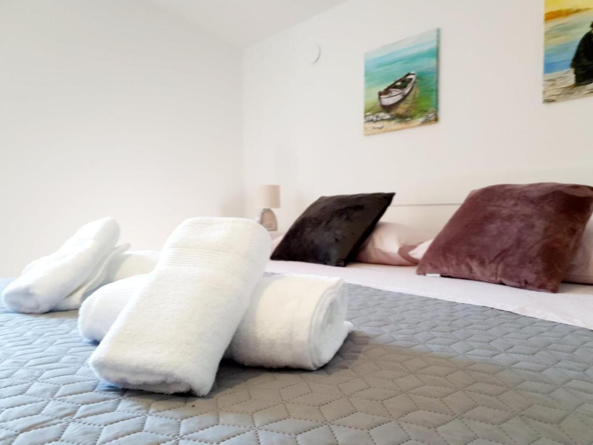 Apartman Sime Tribalj Buitenkant foto