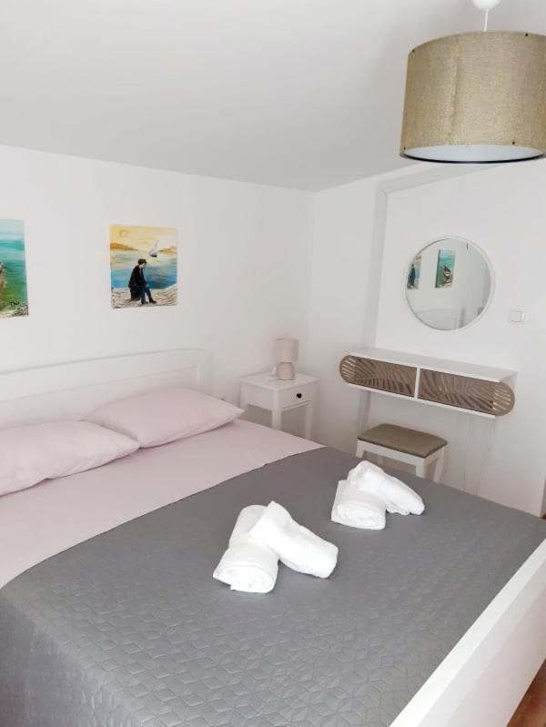 Apartman Sime Tribalj Buitenkant foto